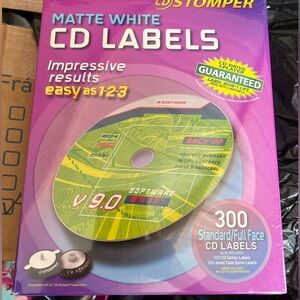 New Factory sealed CD Stomper White CD Labels - 300 Standard Full Face (White)